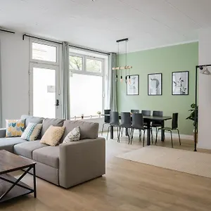 Spacious Family With 2 Bedrooms Berlin